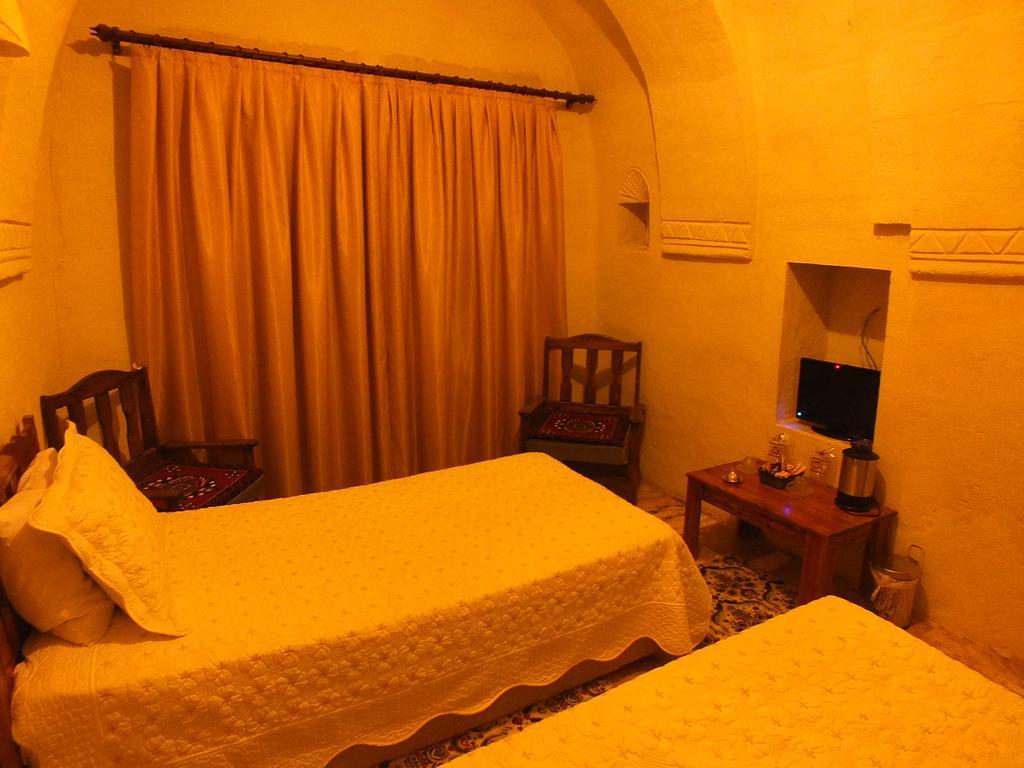 Dilek Tepesi Cave Hotel Ayvali Kamer foto