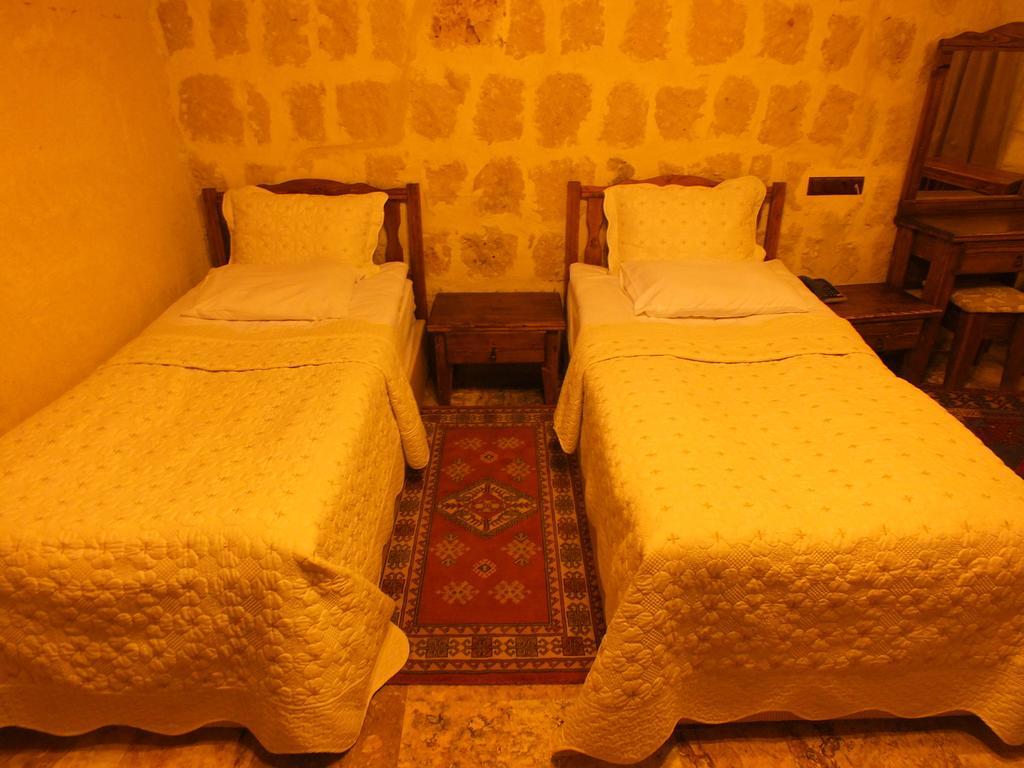 Dilek Tepesi Cave Hotel Ayvali Buitenkant foto