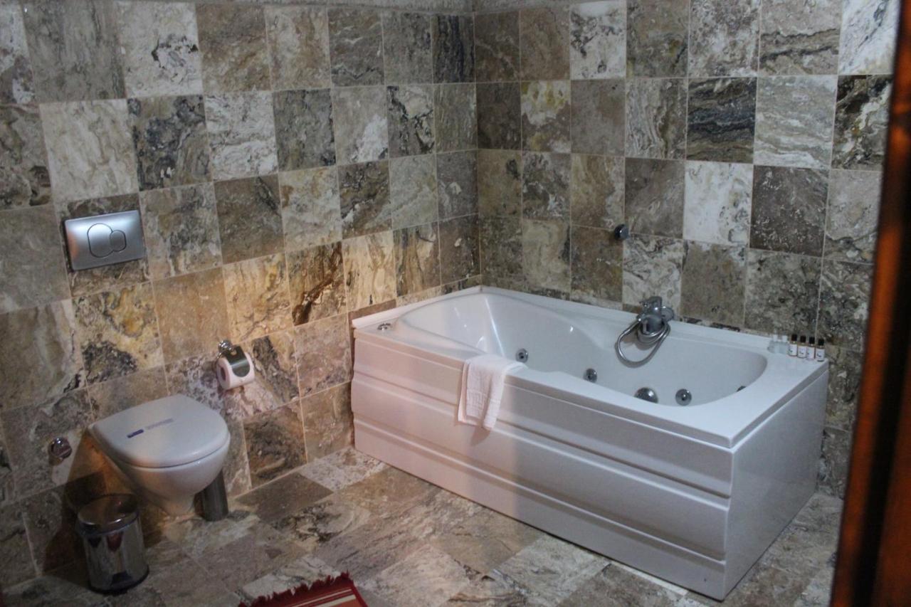 Dilek Tepesi Cave Hotel Ayvali Buitenkant foto
